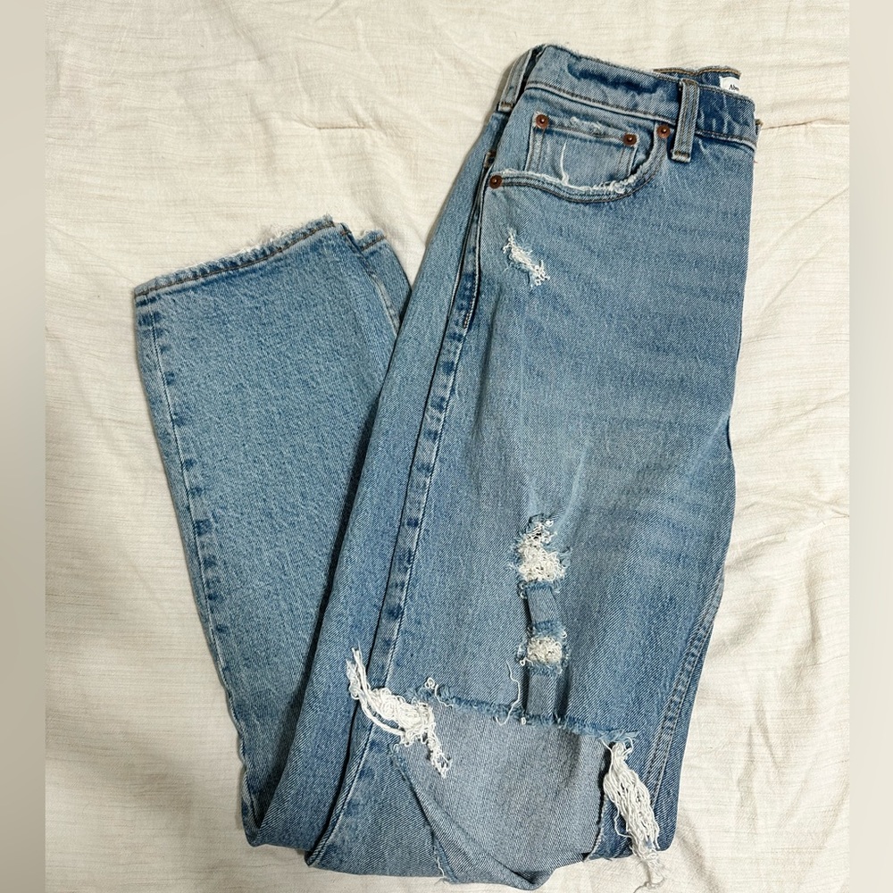 Abercrombie 90's straight ultra high rise
